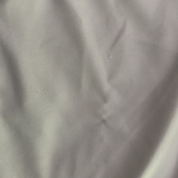 Peter Millar Salem Peformance Short - Size 32 - Picture 2 of 5